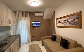 Juel Apartments